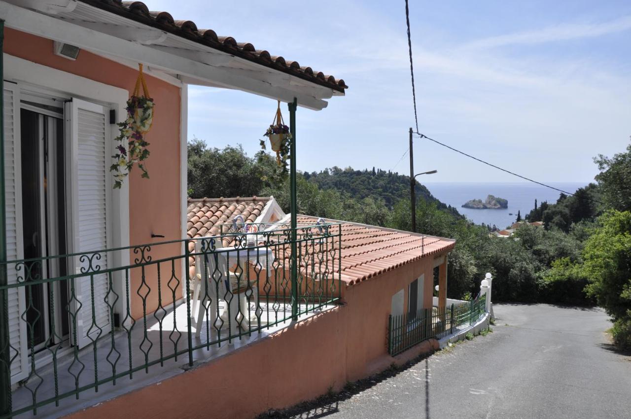 Eftyxia Apartments Paleokastritsa Exteriör bild