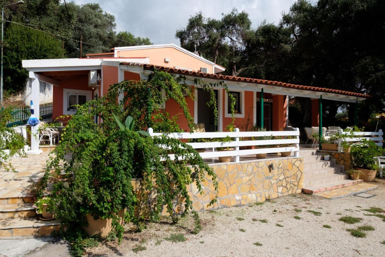 Eftyxia Apartments Paleokastritsa Exteriör bild